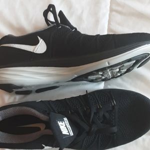 Women's Nike Flyknit Lunar 2 9.5